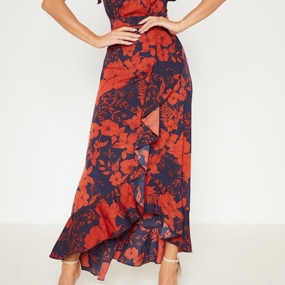 PrettyLittle thing Navy Floral Frill Wrap Dress - Picture 2 of 4